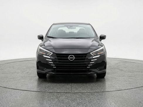 Used 2025 Nissan Versa SV image 2