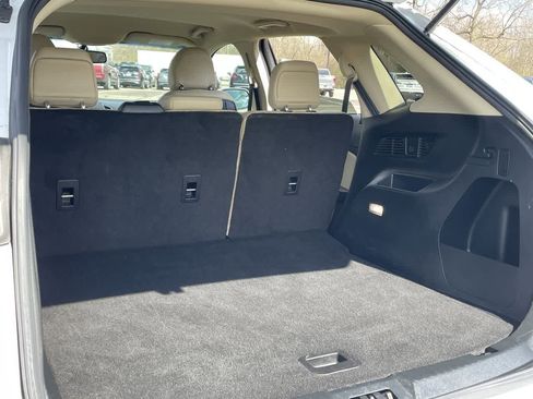 Used 2018 Ford Edge SEL w/ Equipment Group 201A image 17