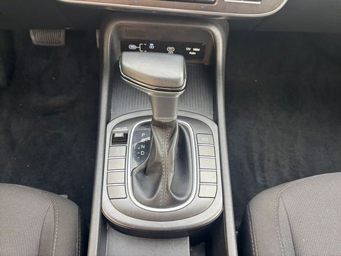 Used 2025 Hyundai Kona SEL image 41