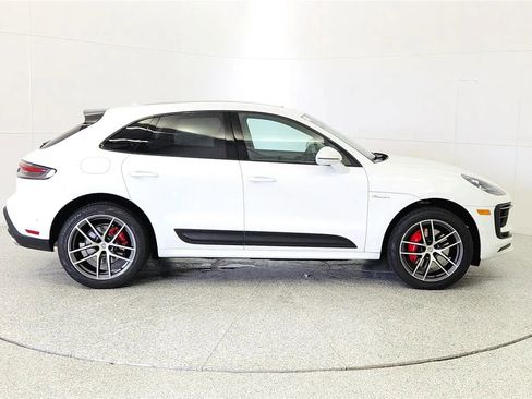 Used 2022 Porsche Macan S AWD/4WD image 8