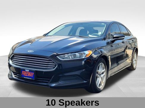 Used 2016 Ford Fusion SE FWD image 5