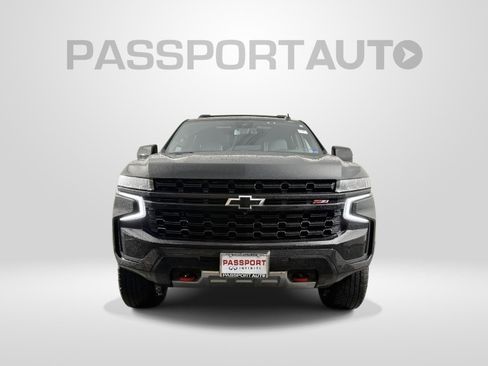 Used 2024 Chevrolet Suburban Z71 w/ Luxury Package AWD/4WD image 2