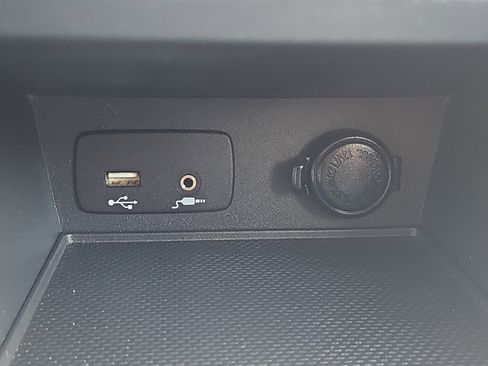 Certified 2023 Subaru Impreza 2.0i image 8