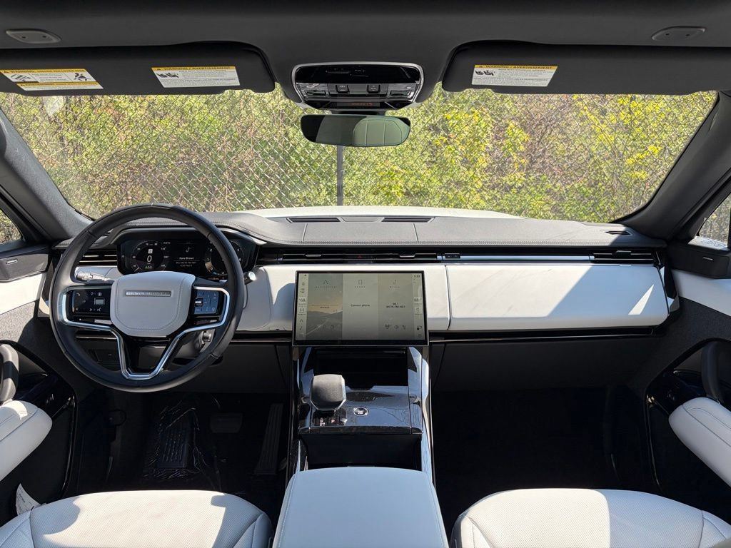 New 2026 Land Rover Range Rover Sport SE AWD/4WD image 18