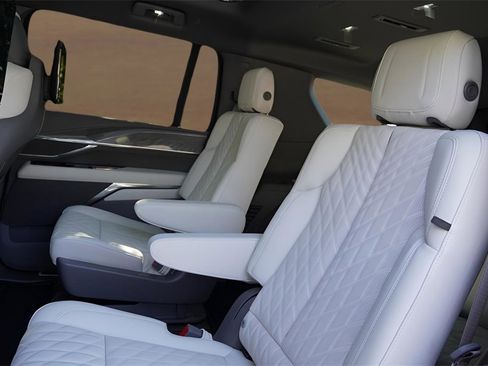 New 2026 Cadillac Escalade IQL Sport 1 w/ LPO, ONYX Package image 20