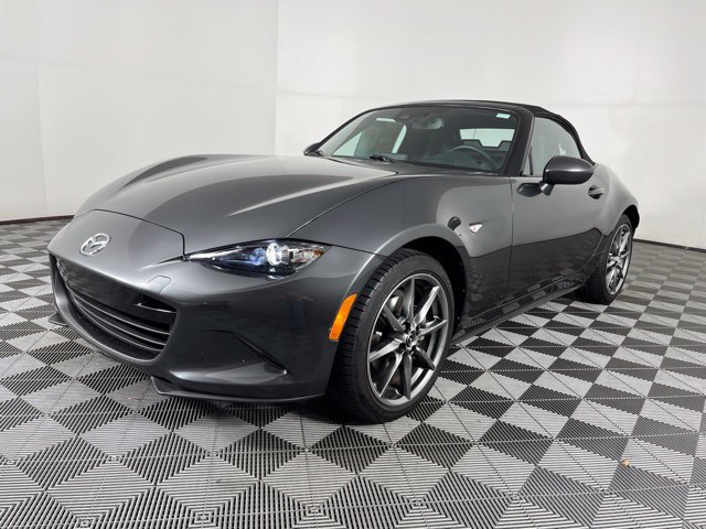 Used 2021 MAZDA MX-5 Miata Grand Touring RWD image 6