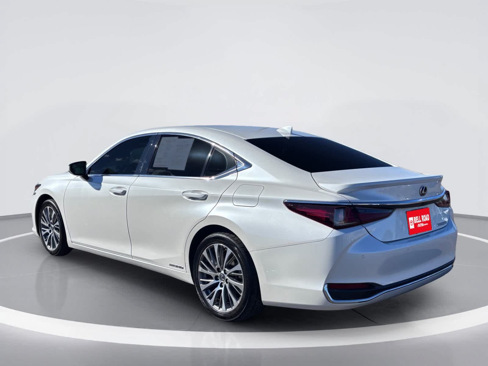 Used 2019 Lexus ES 300h w/ Premium Package FWD image 6