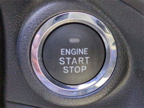 Used 2023 Subaru Forester Limited image 29