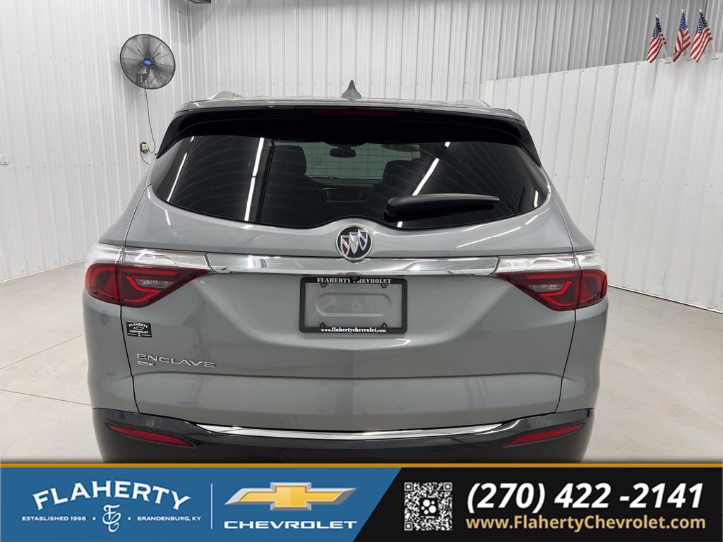 Used 2023 Buick Enclave Essence w/ Experience Buick Package AWD/4WD image 4