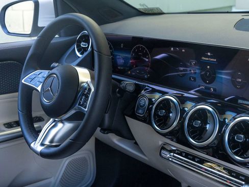 Used 2026 Mercedes-Benz GLA 250 GLA 250 image 29