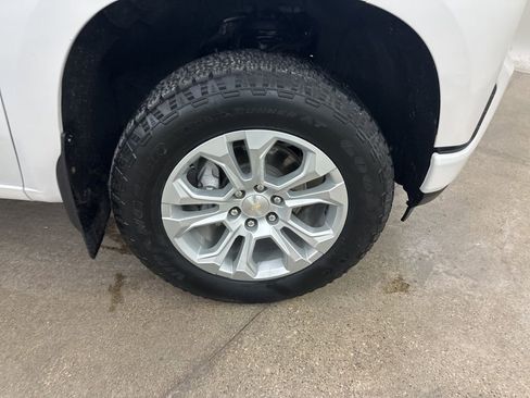 Used 2021 Chevrolet Silverado 1500 RST w/ Convenience Package II image 15