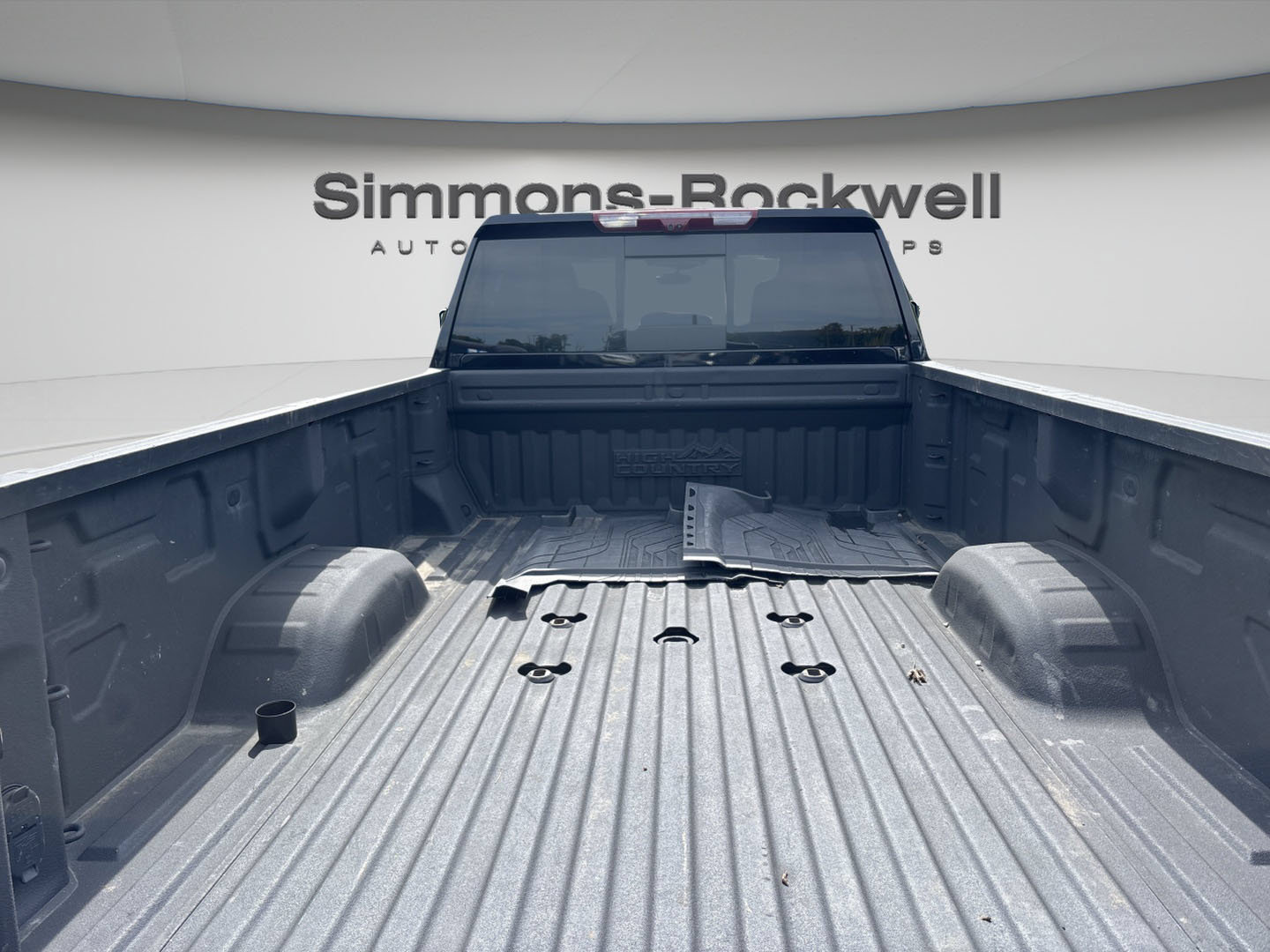 Used 2024 Chevrolet Silverado 3500 High Country w/ High Country Premium Package AWD/4WD image 9