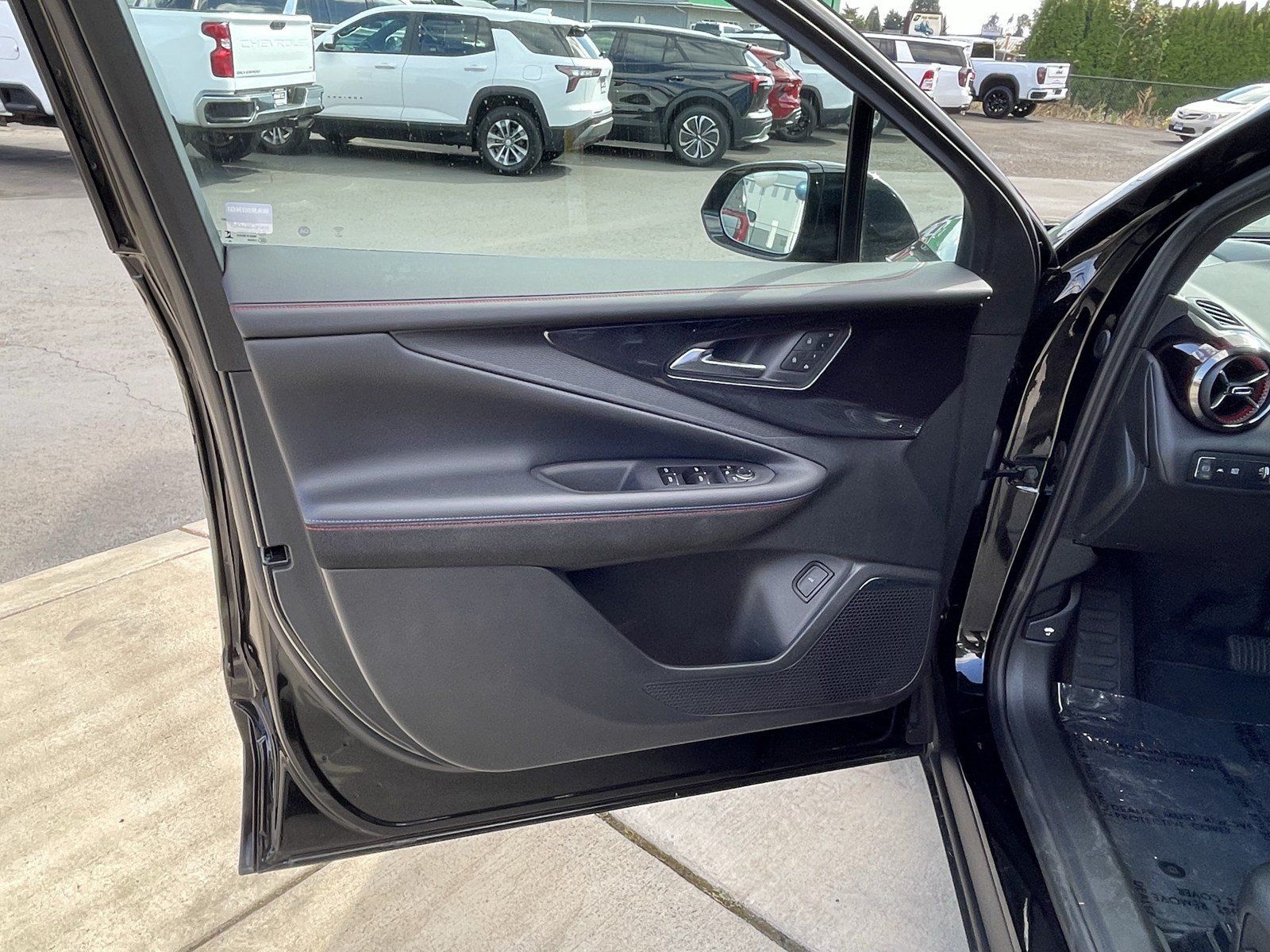 Used 2024 Chevrolet Blazer EV RS RWD image 17