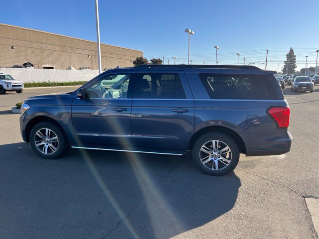 Used 2022 Ford Expedition Max XLT AWD/4WD image 5