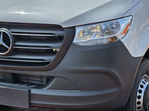 New 2024 Mercedes-Benz Sprinter 3500 image 9