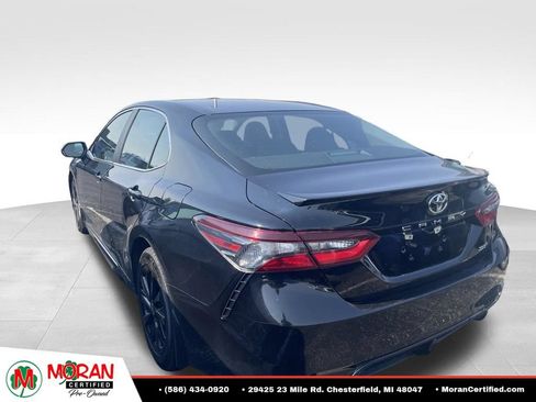 Used 2024 Toyota Camry SE FWD image 2