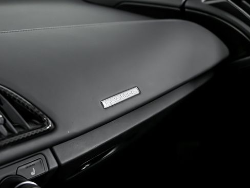 Used 2020 Audi R8 V10 performance image 41