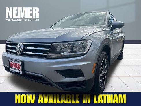 Certified 2021 Volkswagen Tiguan SE w/ Panoramic Sunroof Package image 1