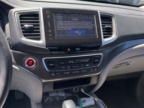 Used 2018 Honda Pilot EX image 9