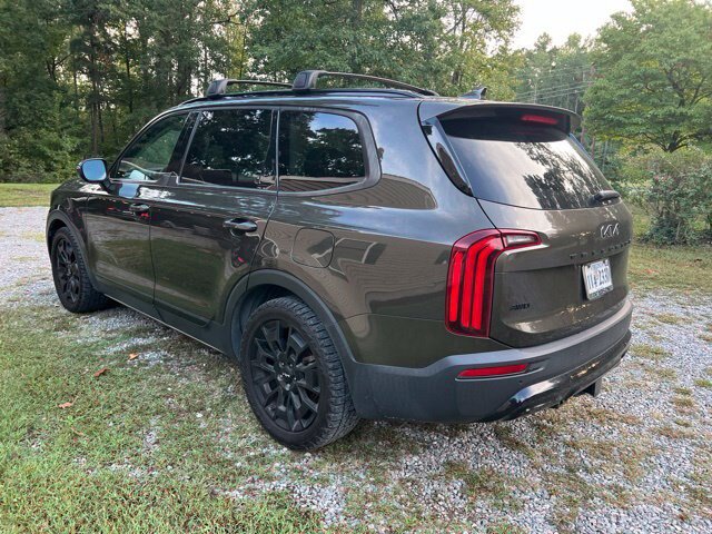Used 2022 Kia Telluride EX w/ EX Premium Package AWD/4WD image 3
