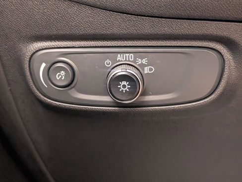 Used 2023 Chevrolet Equinox LT AWD/4WD image 29