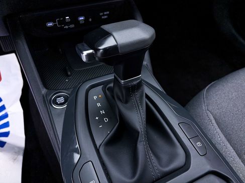 Certified 2025 Kia K4 EX image 25