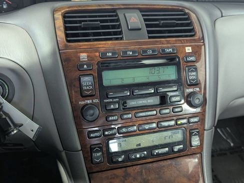 Used 2003 Toyota Avalon XLS FWD image 15