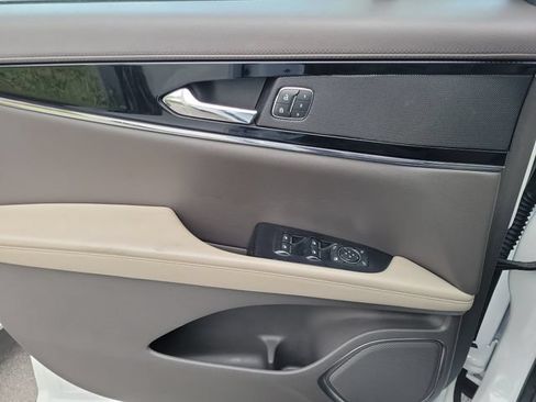 Certified 2022 Lincoln Nautilus Reserve FWD image 18