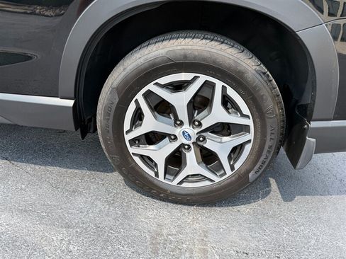 Used 2019 Subaru Forester Premium w/ All-Weather Package AWD/4WD image 25