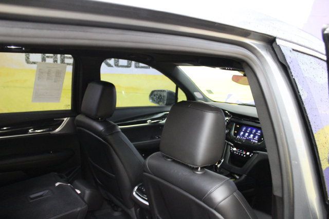 Used 2020 Cadillac XT6 Premium Luxury AWD/4WD image 10