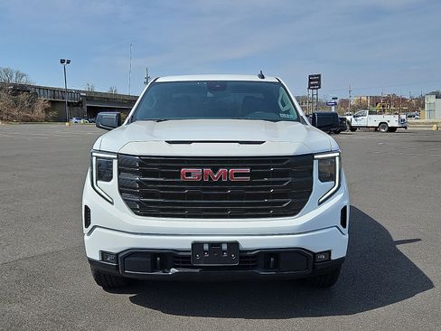Certified 2025 GMC Sierra 1500 Elevation image 2
