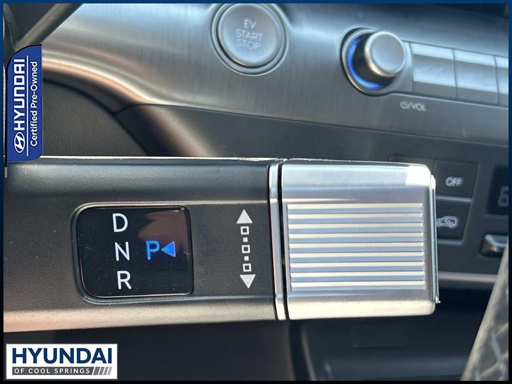 Used 2024 Hyundai Kona SEL FWD image 31