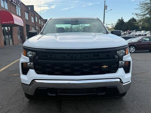 Used 2022 Chevrolet Silverado 1500 W/T image 2