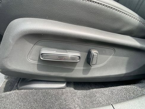 New 2026 Honda HR-V EX-L image 12