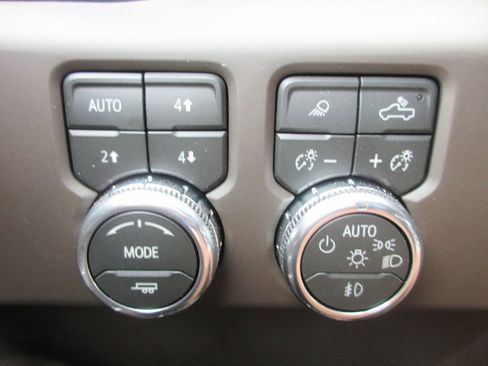New 2026 GMC Sierra 1500 Denali AWD/4WD image 17