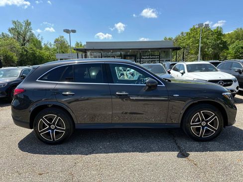 New 2025 Mercedes-Benz GLC 350e 4MATIC image 6