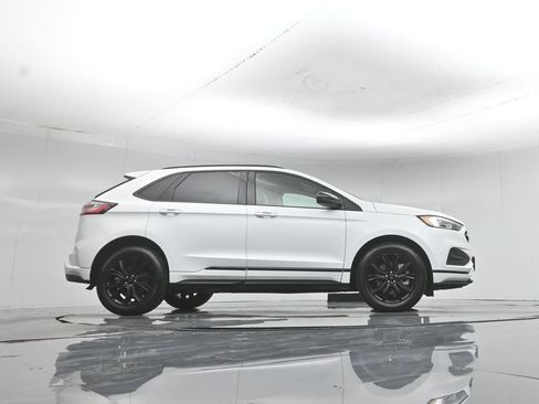 Used 2022 Ford Edge SE w/ Black Appearance Package AWD/4WD image 48