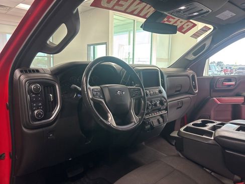 Used 2019 Chevrolet Silverado 1500 LT Trail Boss AWD/4WD image 13