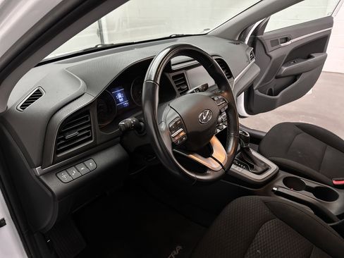 Used 2019 Hyundai Elantra Value Edition w/ Cargo Package FWD image 11