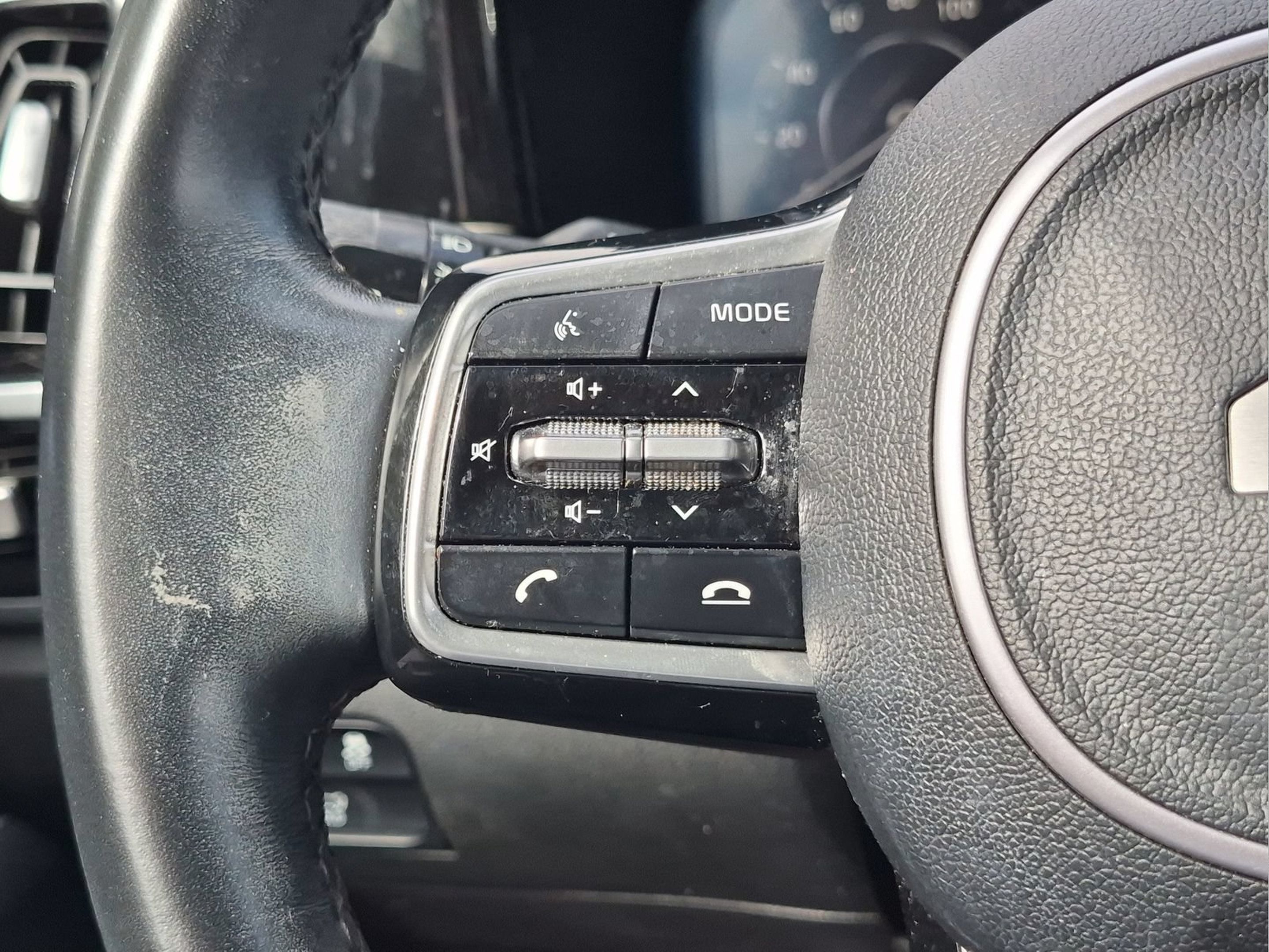 Used 2023 Kia Sorento SX FWD image 13