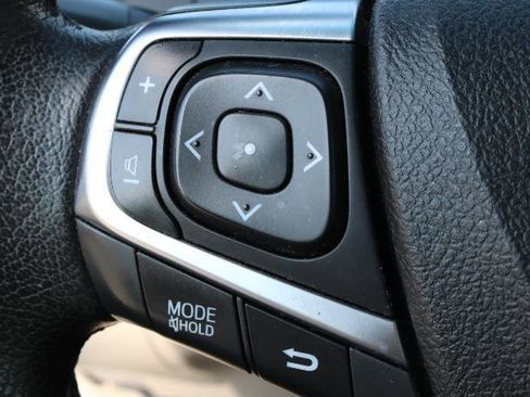 Used 2015 Toyota Camry XLE FWD image 8
