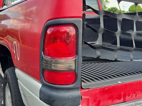 Used 2001 Dodge Ram 1500 Truck 2WD Quad Cab image 10