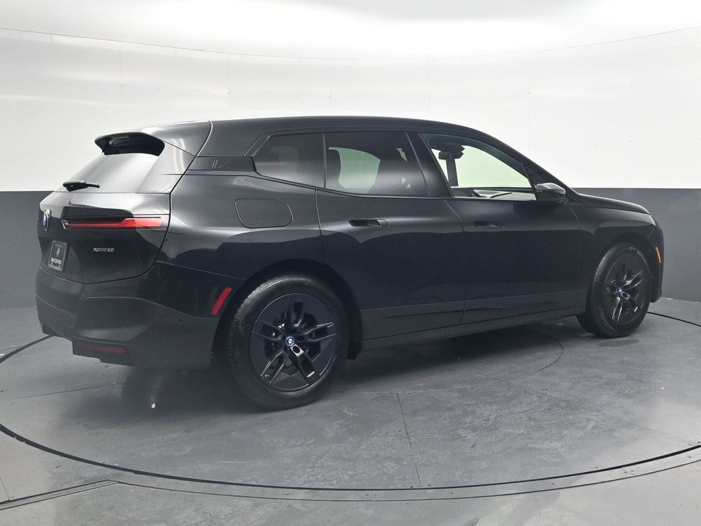Used 2024 BMW iX xDrive50 w/ Convenience Package AWD/4WD image 4