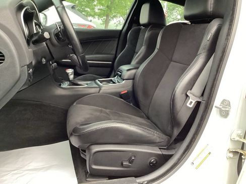 Used 2018 Dodge Charger GT AWD/4WD image 10