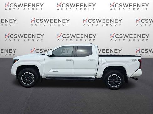 Used 2024 Toyota Tacoma TRD Sport w/ TRD Sport Upgrade Package AWD/4WD image 2