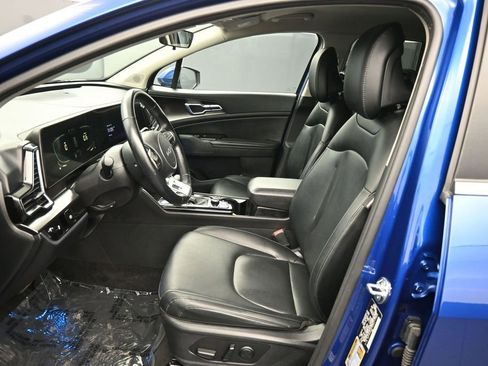 Certified 2024 Kia Sportage EX AWD/4WD image 18