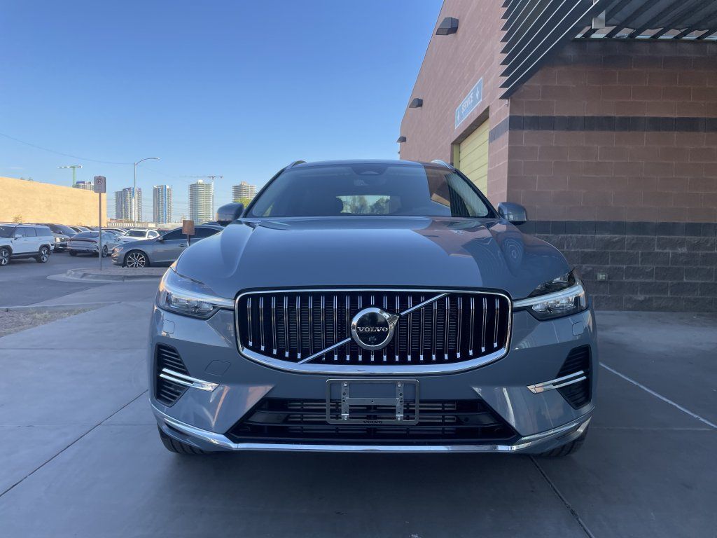 Used 2022 Volvo XC60 T8 Inscription Expression w/ Advanced Package AWD/4WD image 7