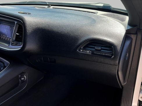 Used 2019 Dodge Challenger SXT RWD image 18