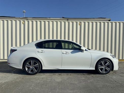 Used 2017 Lexus GS 350 RWD image 2
