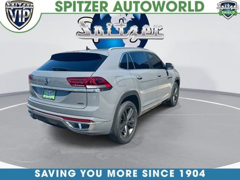 Used 2022 Volkswagen Atlas Cross Sport SEL R-Line AWD/4WD image 9